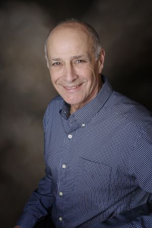 Dr. Gary Padden of Lakeview Family Chiropractors